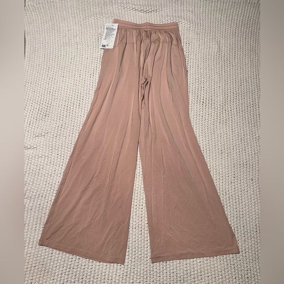 Lululemon Modal High-Rise Wide-Leg Lounge Pant Misty Shell Pink size 4 - Picture 6 of 7